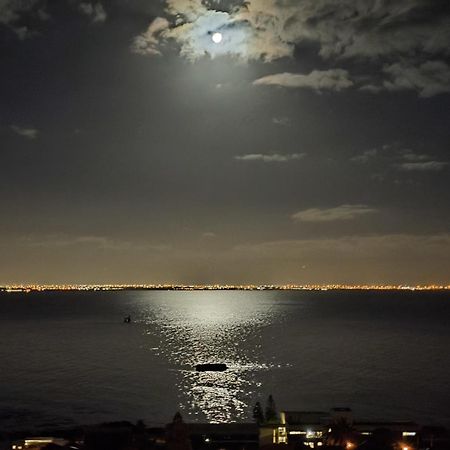 Magellans Hotel Simonʼs Town Екстериор снимка
