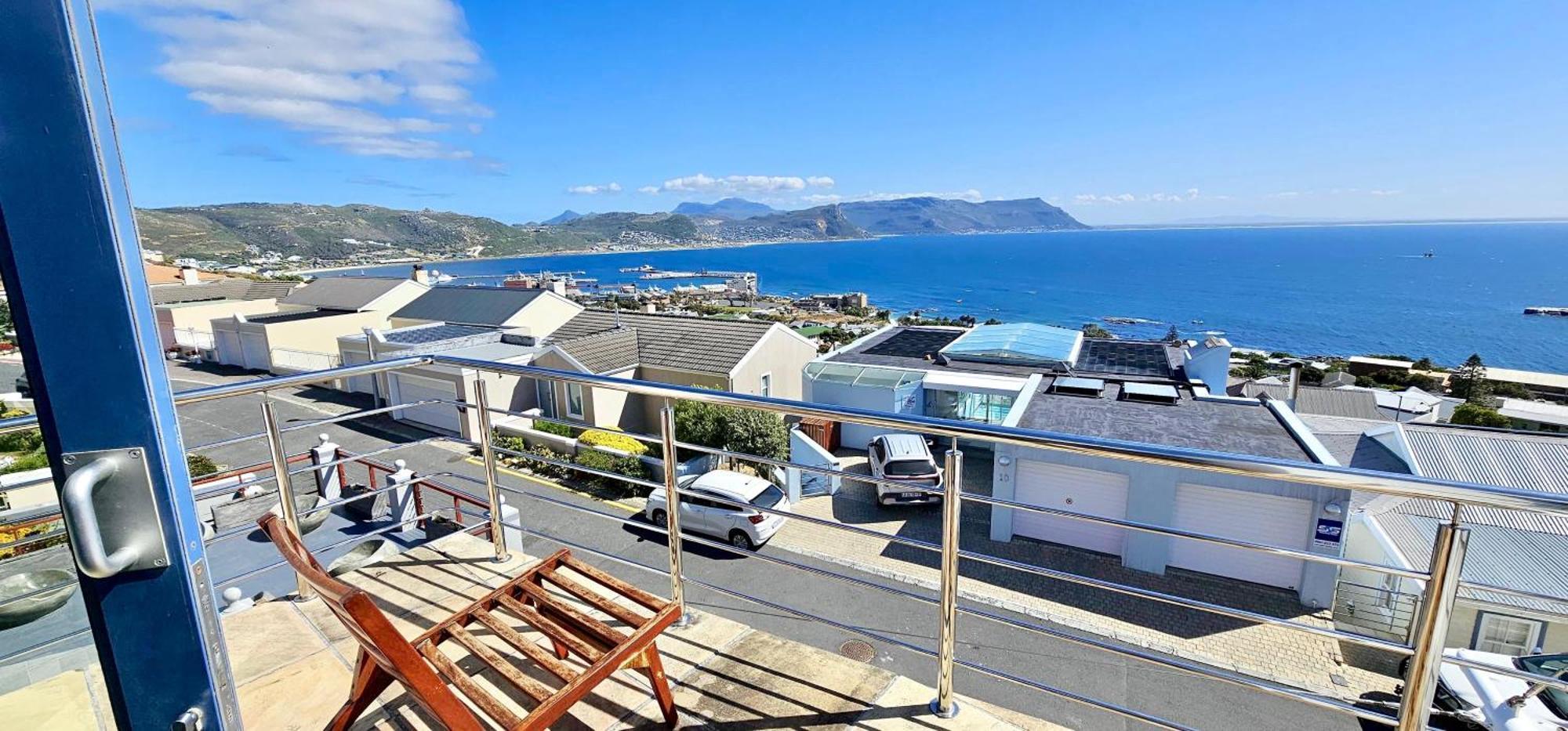 Magellans Hotel Simonʼs Town Екстериор снимка