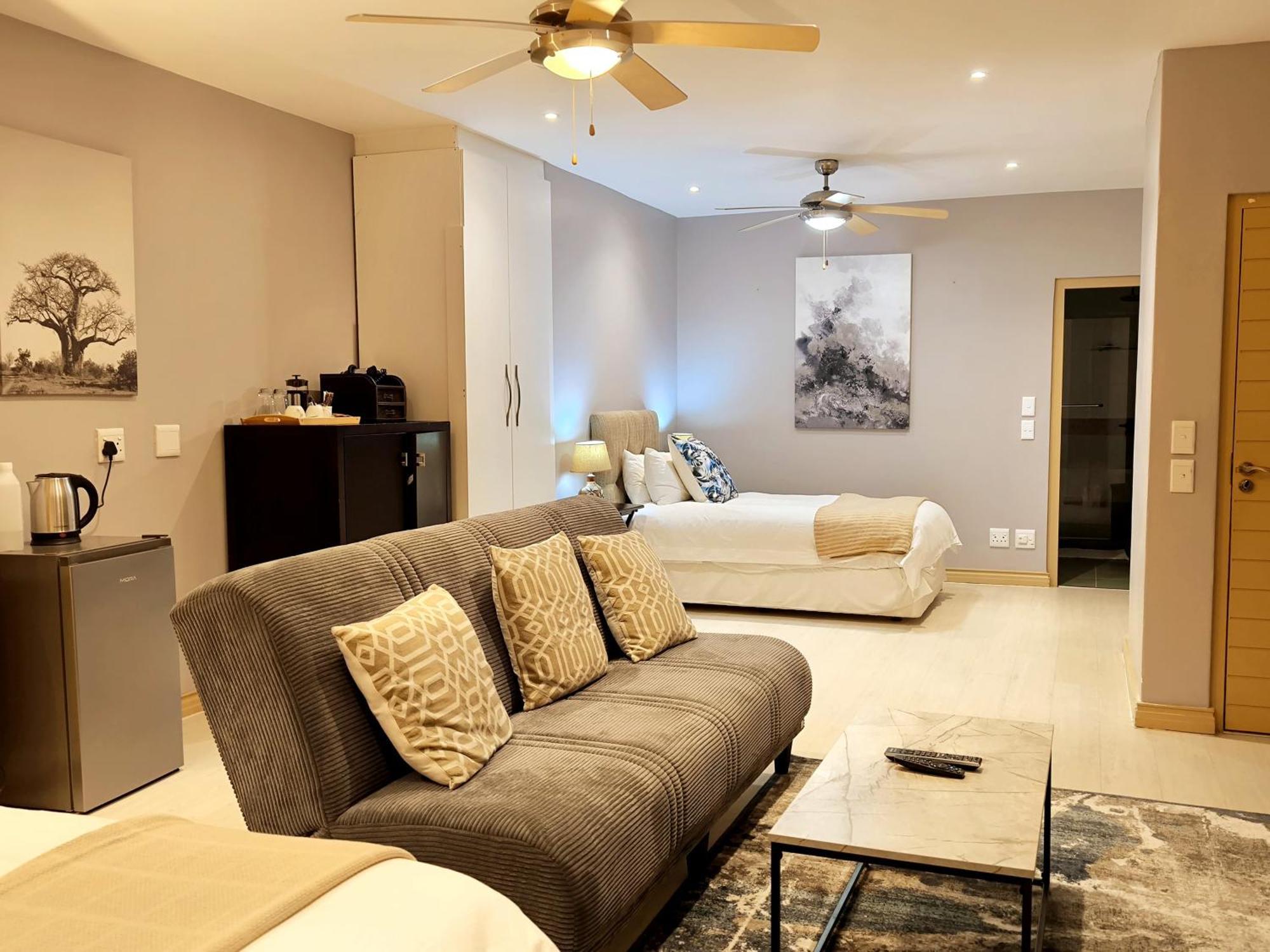 Magellans Hotel Simonʼs Town Стая снимка