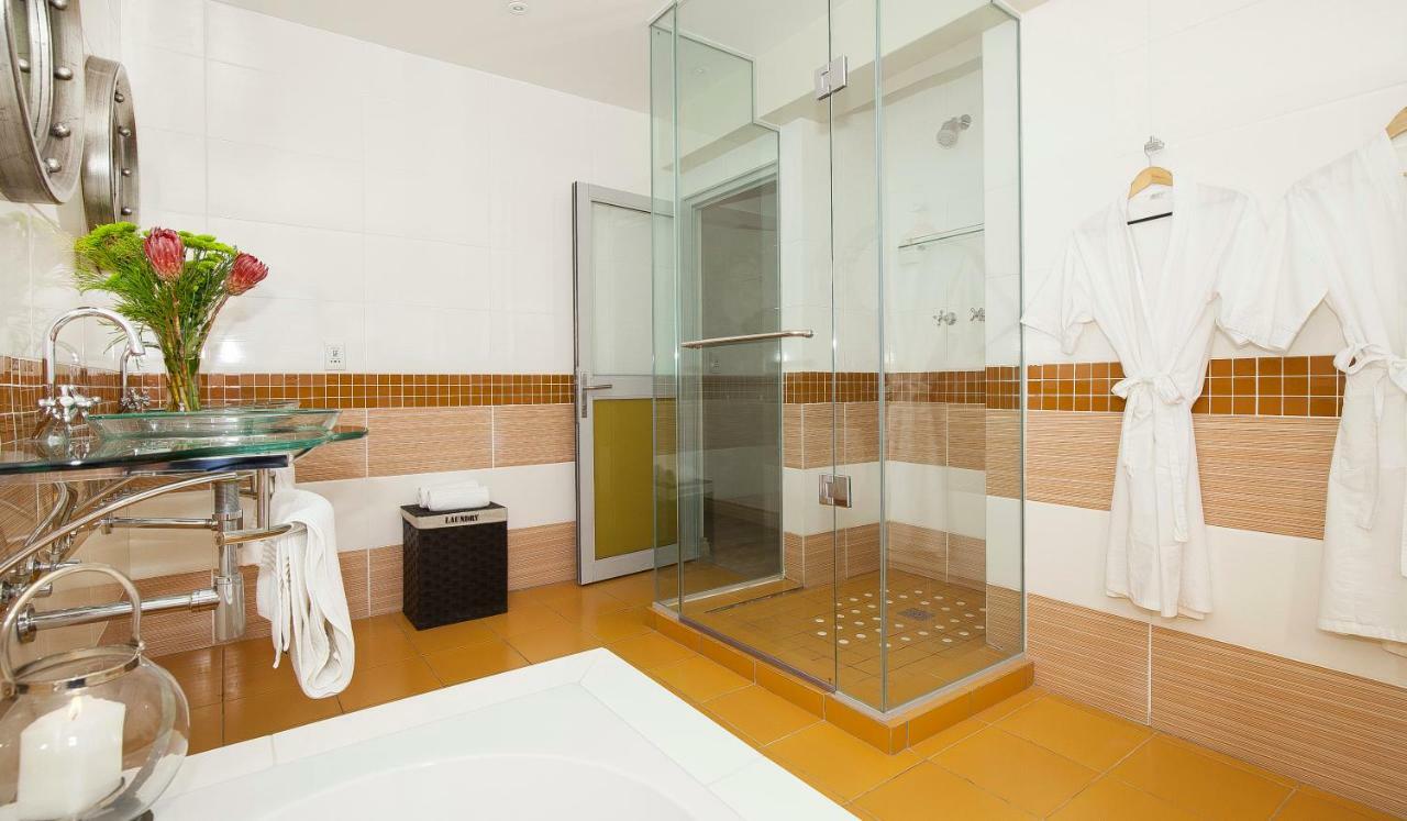 Magellans Hotel Simonʼs Town Екстериор снимка