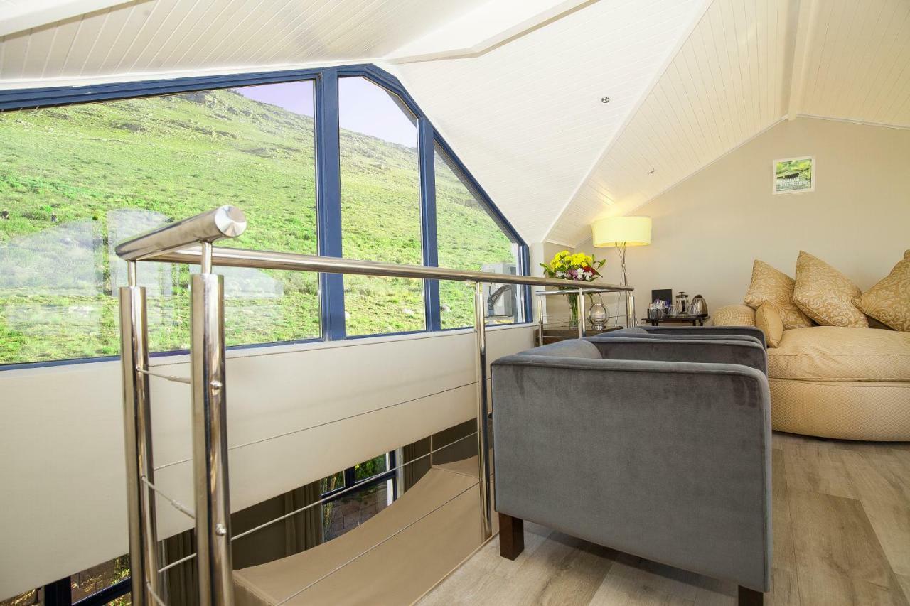 Magellans Hotel Simonʼs Town Екстериор снимка